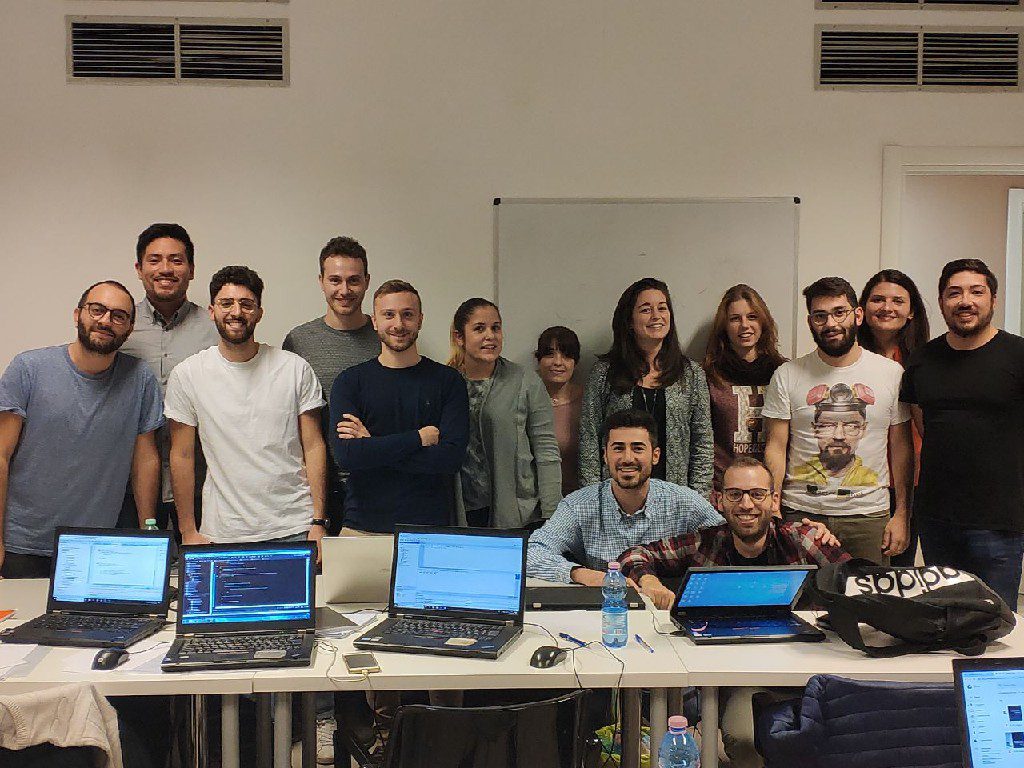 foto corso Java, MySQL, JavaEE, Maven, HTML, CSS, JavaScript, Bootstrap, Spring, Spring MVC, JUnit